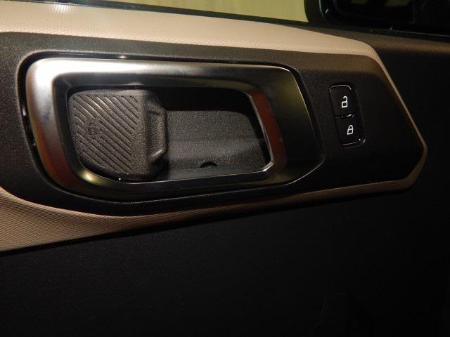 new 2025 Ford Bronco car, priced at $47,295