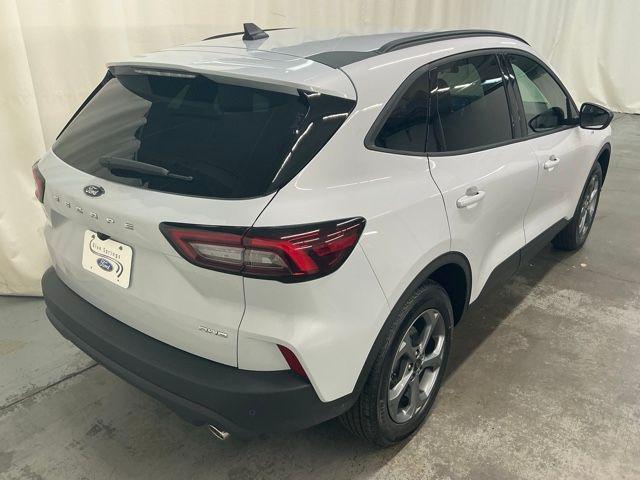 new 2026 Ford Escape car, priced at $30,592