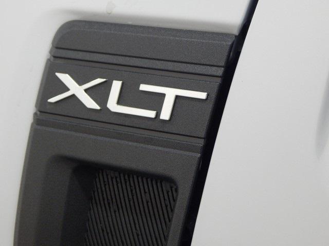 new 2025 Ford Maverick car, priced at $29,542