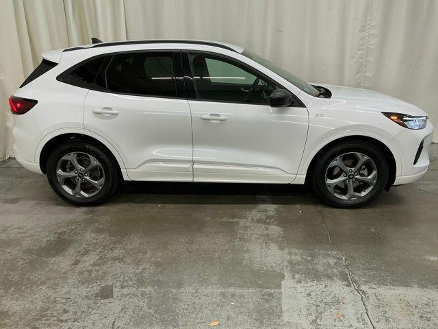 used 2023 Ford Escape car, priced at $20,761