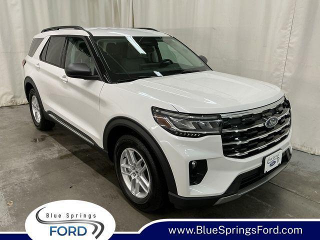 used 2025 Ford Explorer car, priced at $30,464