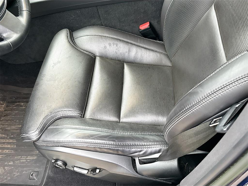 used 2023 Volvo XC60 car, priced at $32,470