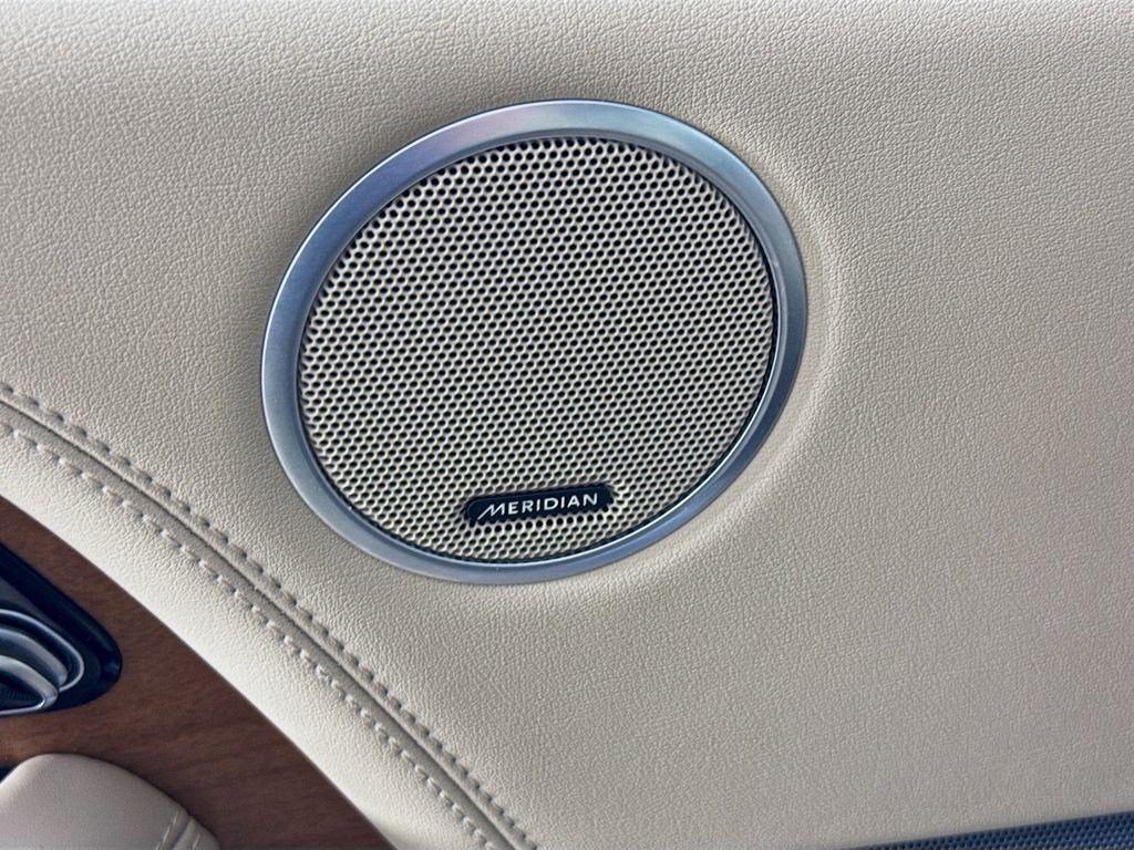 used 2019 Land Rover Range Rover car, priced at $27,409