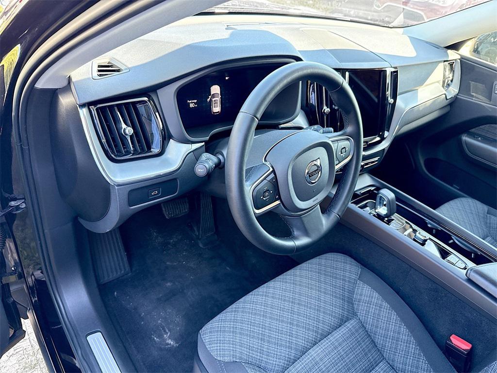 used 2023 Volvo XC60 car, priced at $27,968