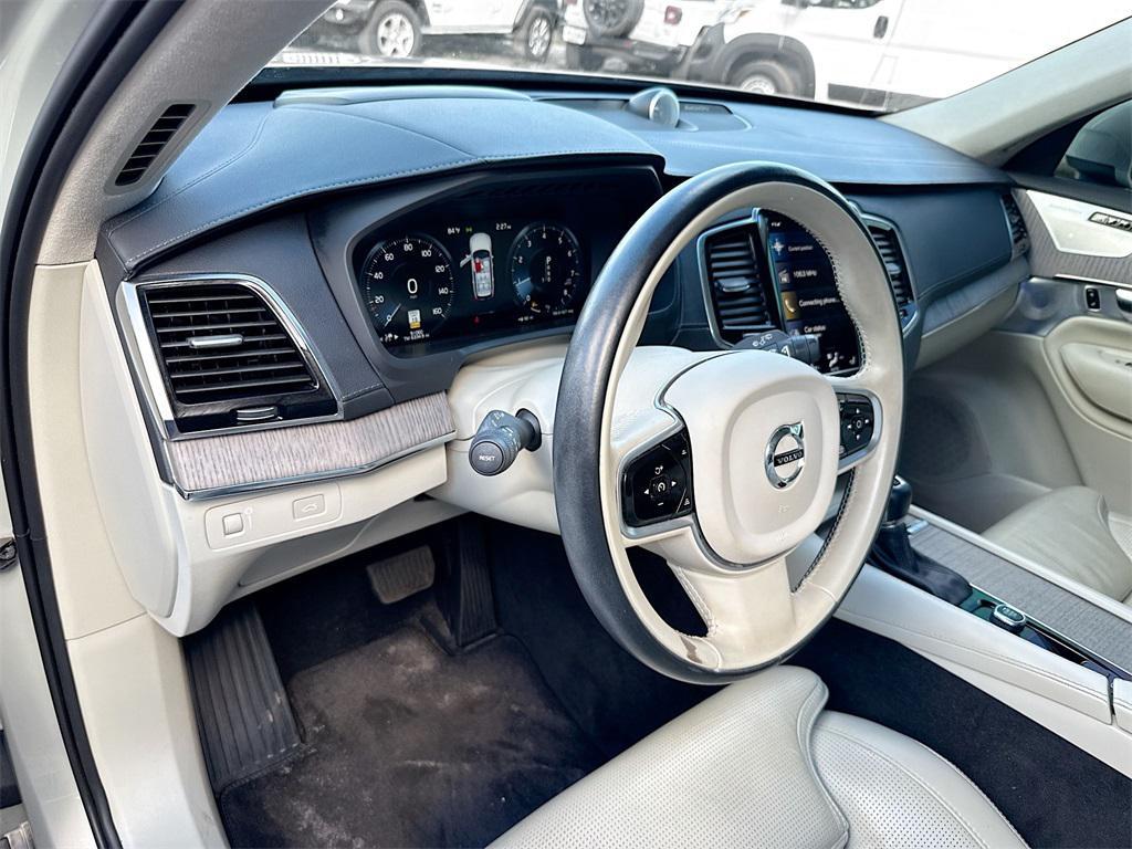used 2022 Volvo XC90 car, priced at $26,290
