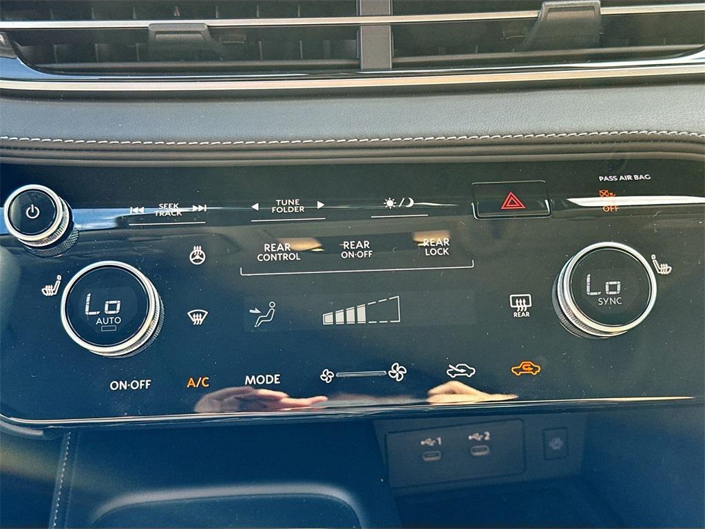 used 2026 INFINITI QX60 car, priced at $43,099