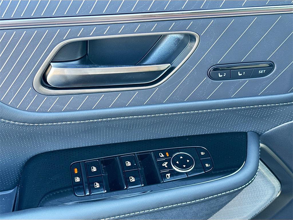 new 2026 INFINITI QX80 car, priced at $103,226