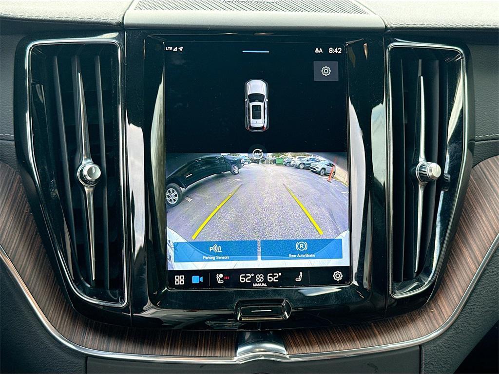 used 2022 Volvo XC60 car, priced at $21,664