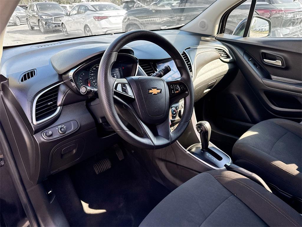 used 2022 Chevrolet Trax car, priced at $13,145