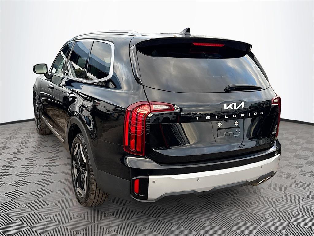 used 2024 Kia Telluride car, priced at $28,226