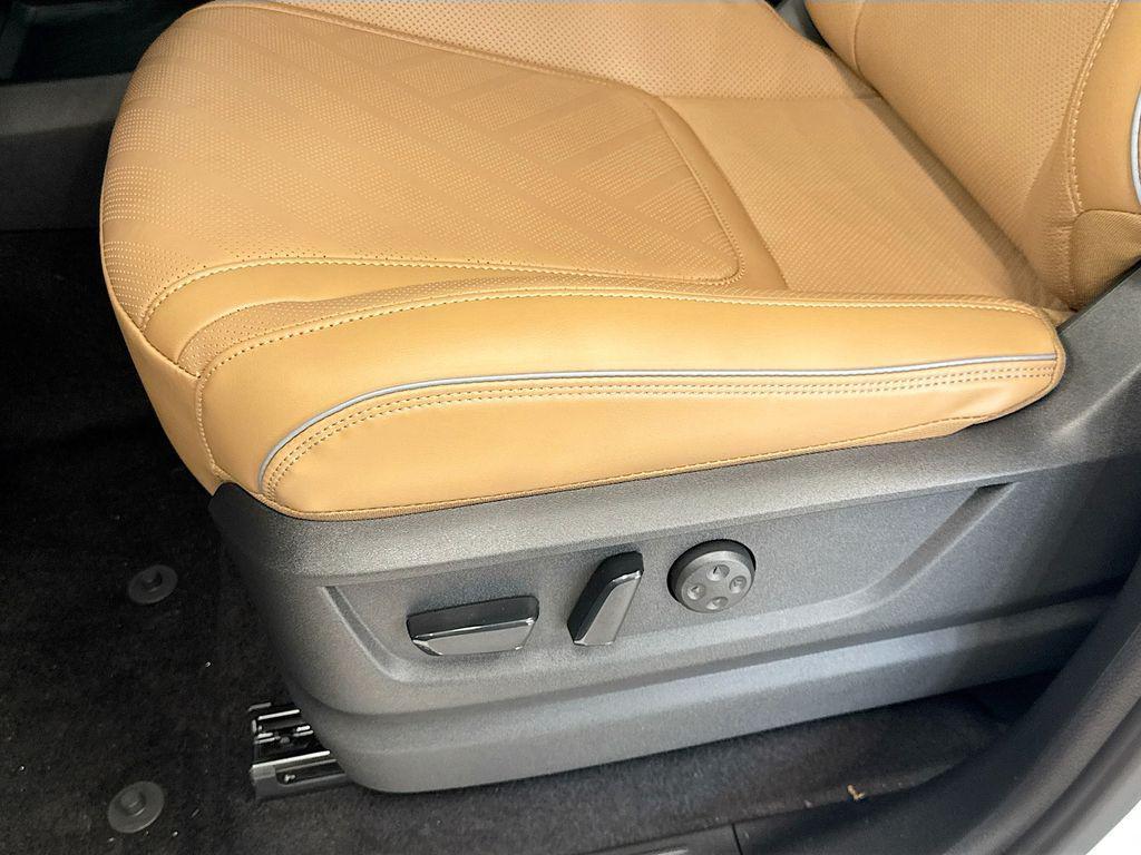 new 2026 INFINITI QX80 car, priced at $90,389