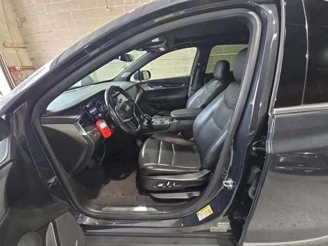 used 2023 Cadillac XT5 car, priced at $23,293