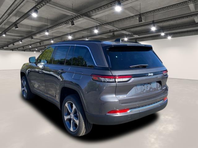 new 2025 Jeep Grand Cherokee car, priced at $47,884