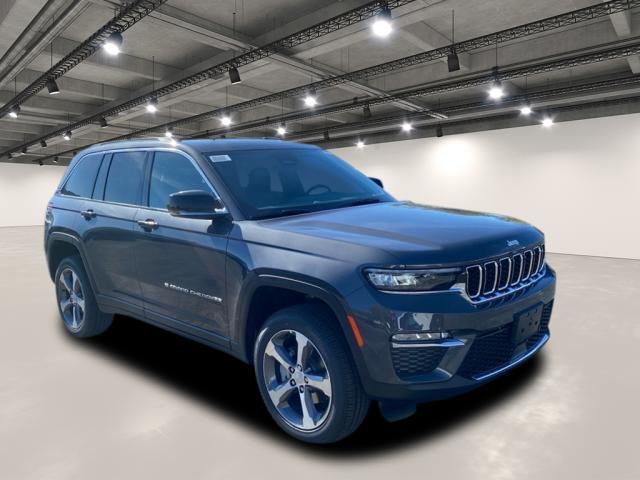 new 2025 Jeep Grand Cherokee car, priced at $47,884