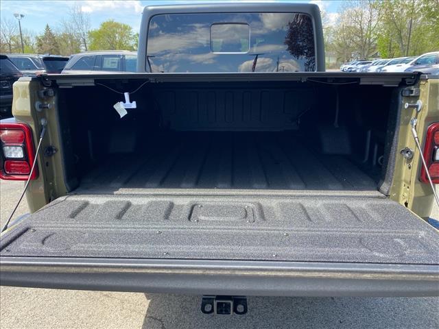 new 2026 Jeep Gladiator car, priced at $52,312