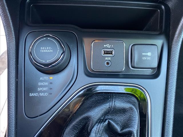 used 2019 Jeep Cherokee car, priced at $18,991