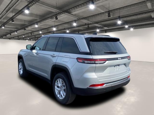 new 2025 Jeep Grand Cherokee car, priced at $39,925