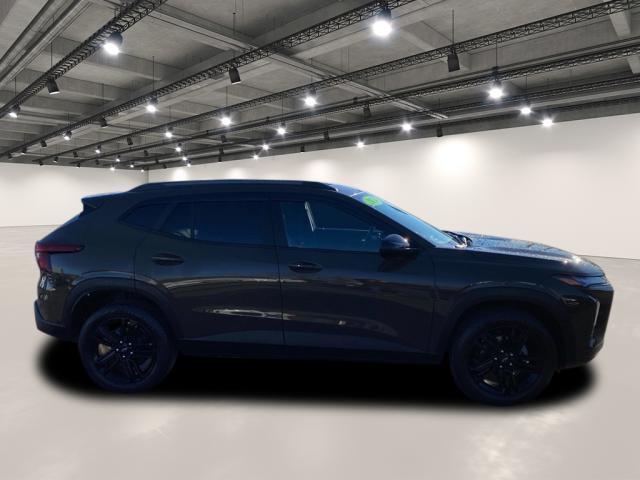 used 2024 Chevrolet Trax car, priced at $20,262