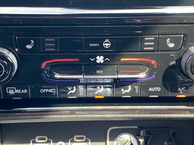 new 2025 Jeep Grand Cherokee car, priced at $42,175