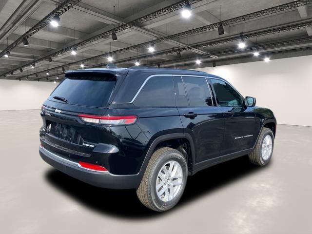 new 2025 Jeep Grand Cherokee car, priced at $42,175