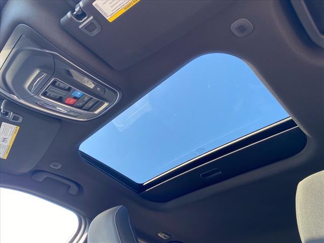 new 2025 Jeep Grand Cherokee car, priced at $42,670