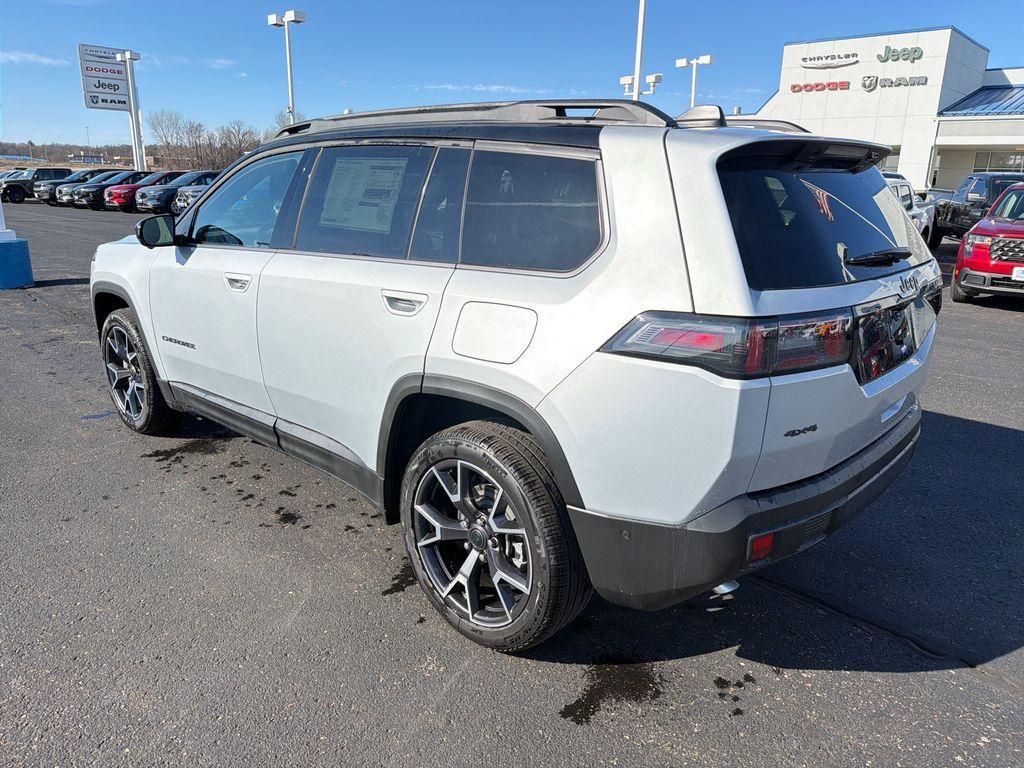 new 2026 Jeep Cherokee car, priced at $45,660