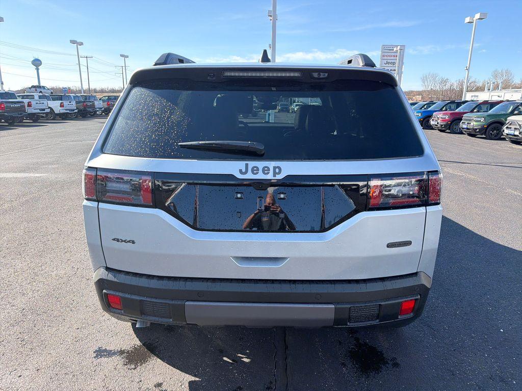 new 2026 Jeep Cherokee car, priced at $45,660