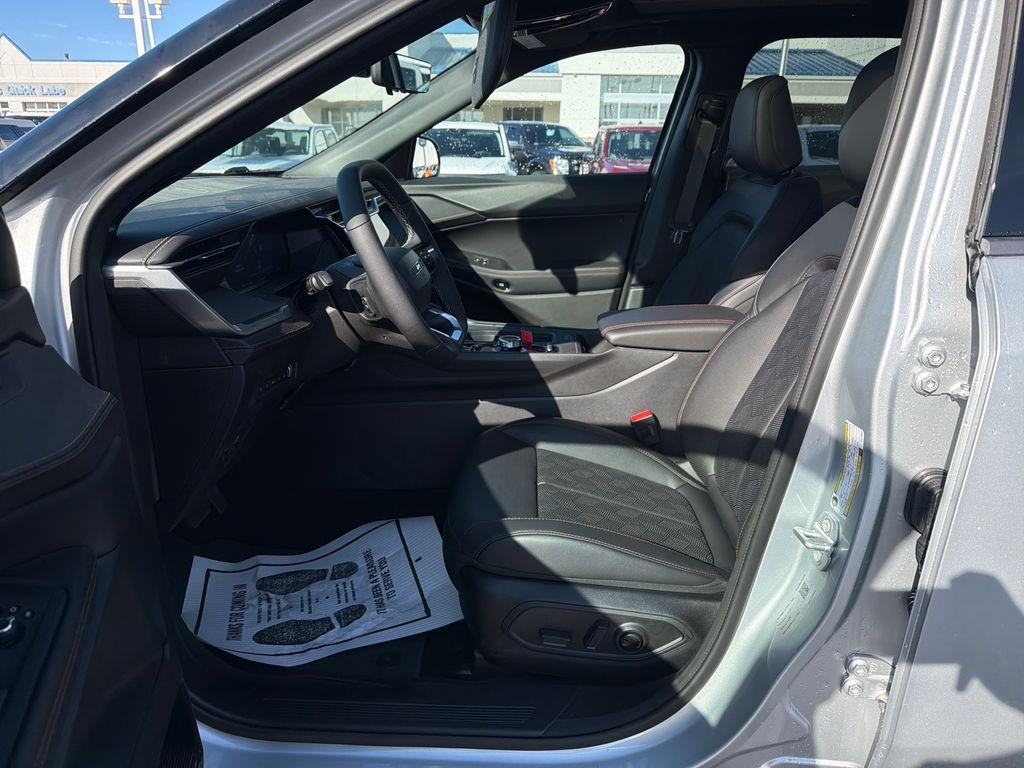 new 2026 Jeep Cherokee car, priced at $45,660