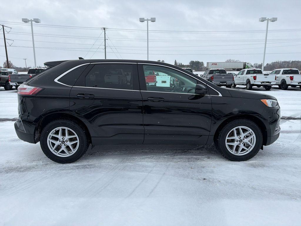 used 2024 Ford Edge car, priced at $25,990