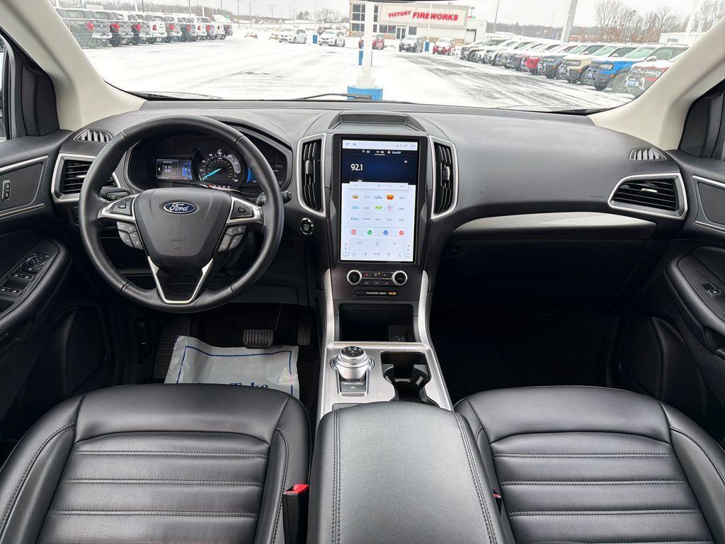 used 2024 Ford Edge car, priced at $25,990