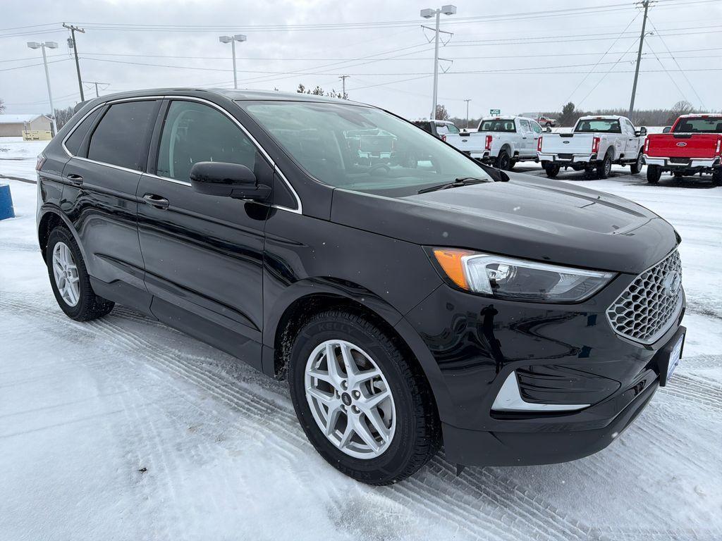 used 2024 Ford Edge car, priced at $25,990