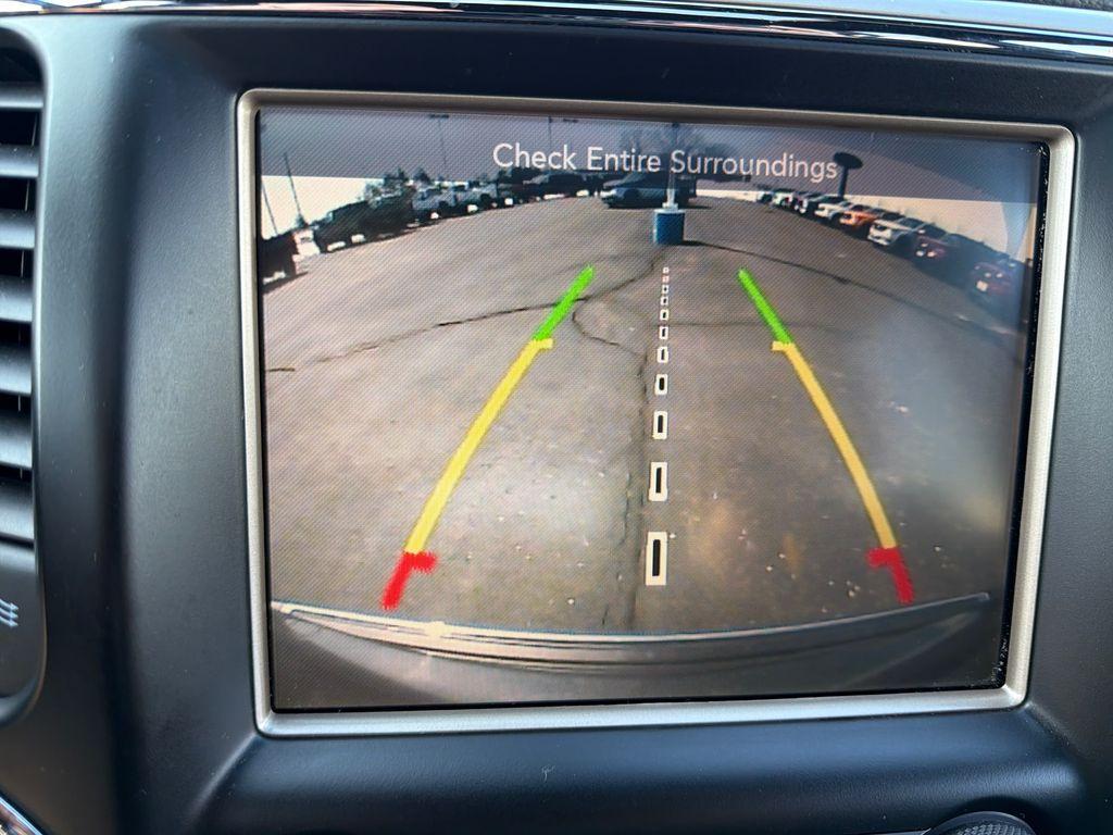 used 2015 Jeep Grand Cherokee car, priced at $10,490