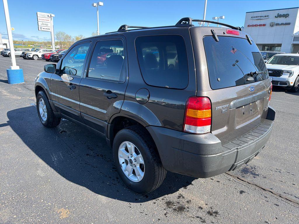 used 2007 Ford Escape car, priced at $9,389