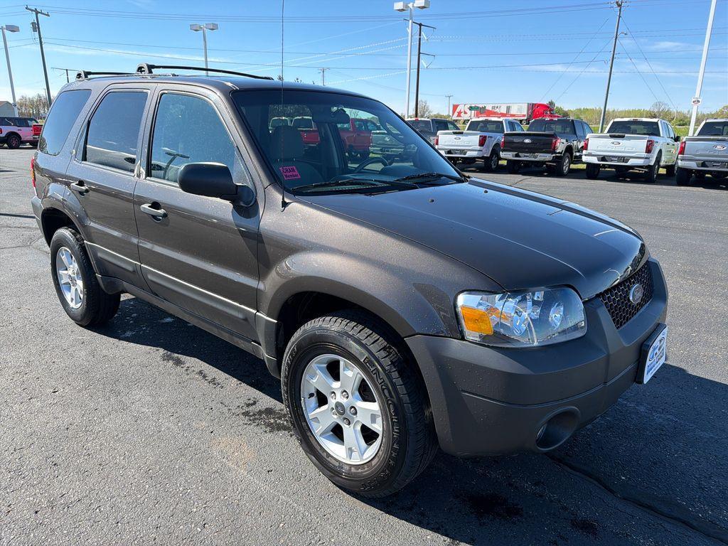 used 2007 Ford Escape car, priced at $9,389