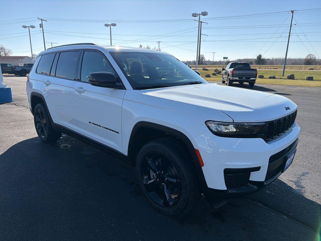 new 2025 Jeep Grand Cherokee L car, priced at $44,044