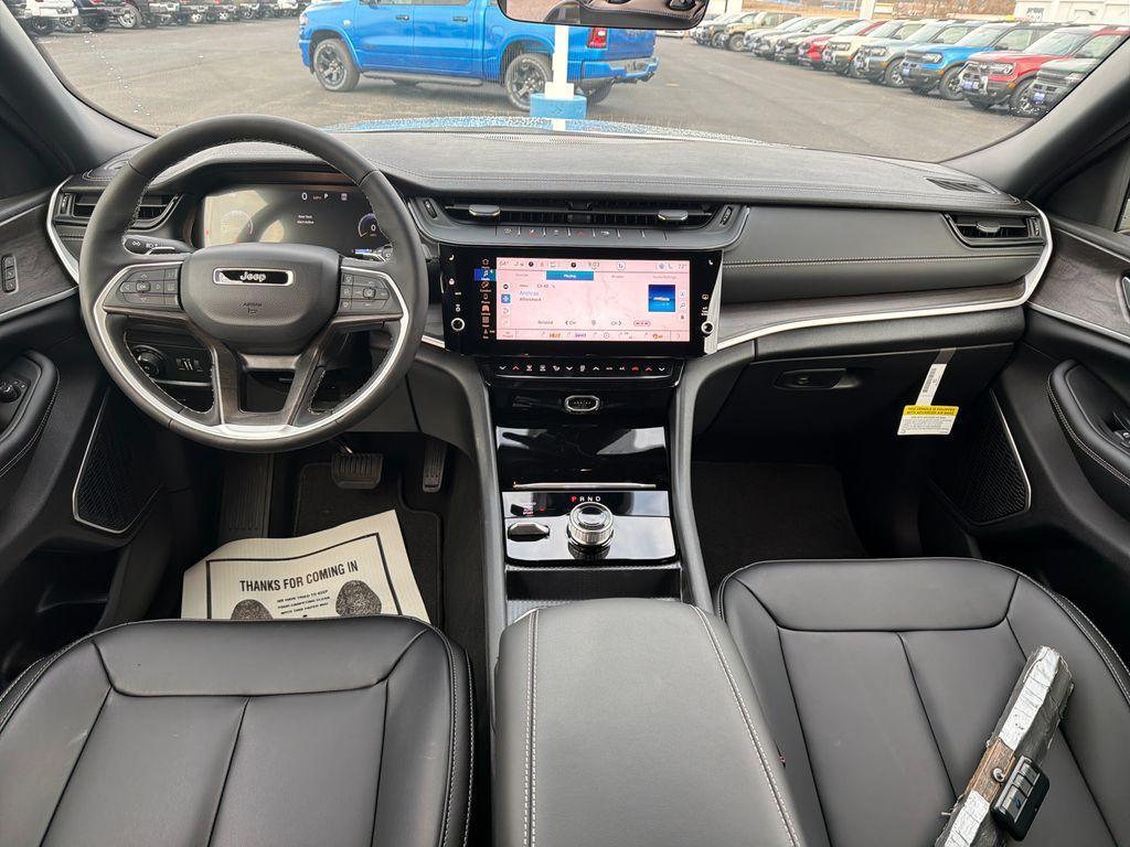 new 2026 Jeep Grand Cherokee L car, priced at $52,153