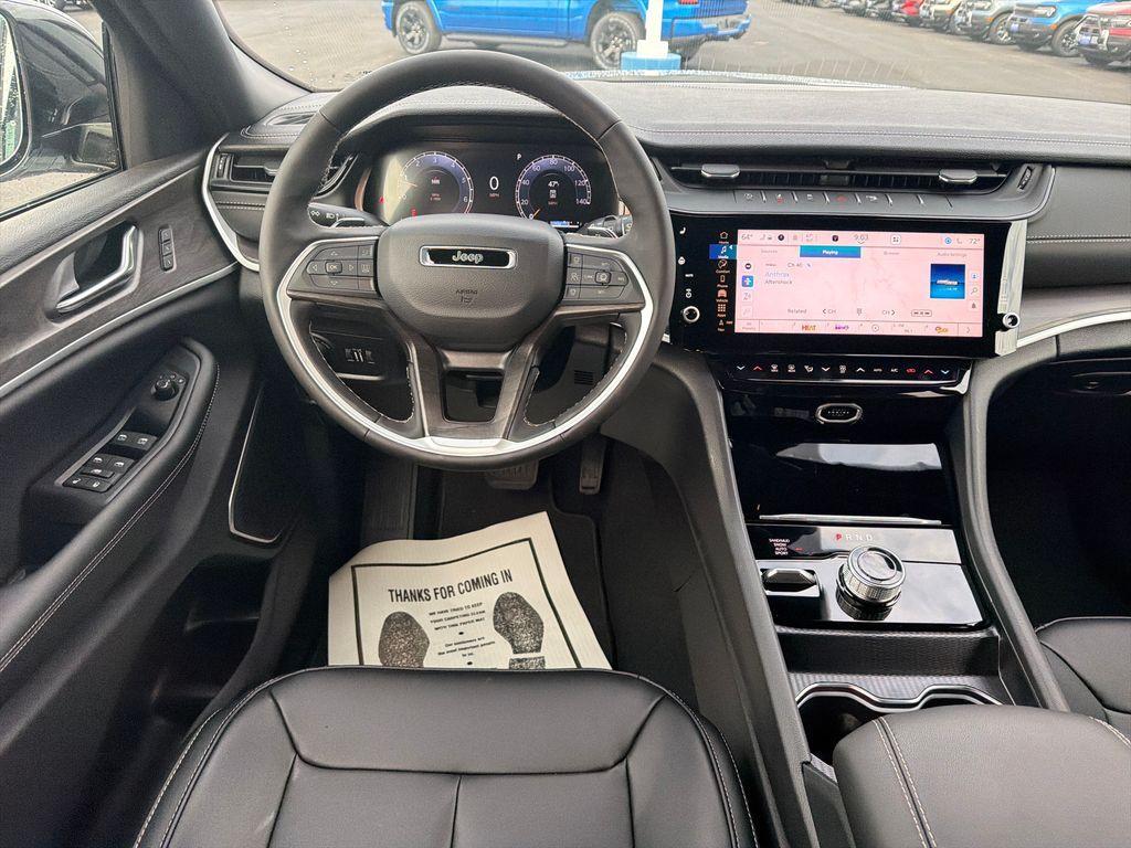 new 2026 Jeep Grand Cherokee L car, priced at $52,153