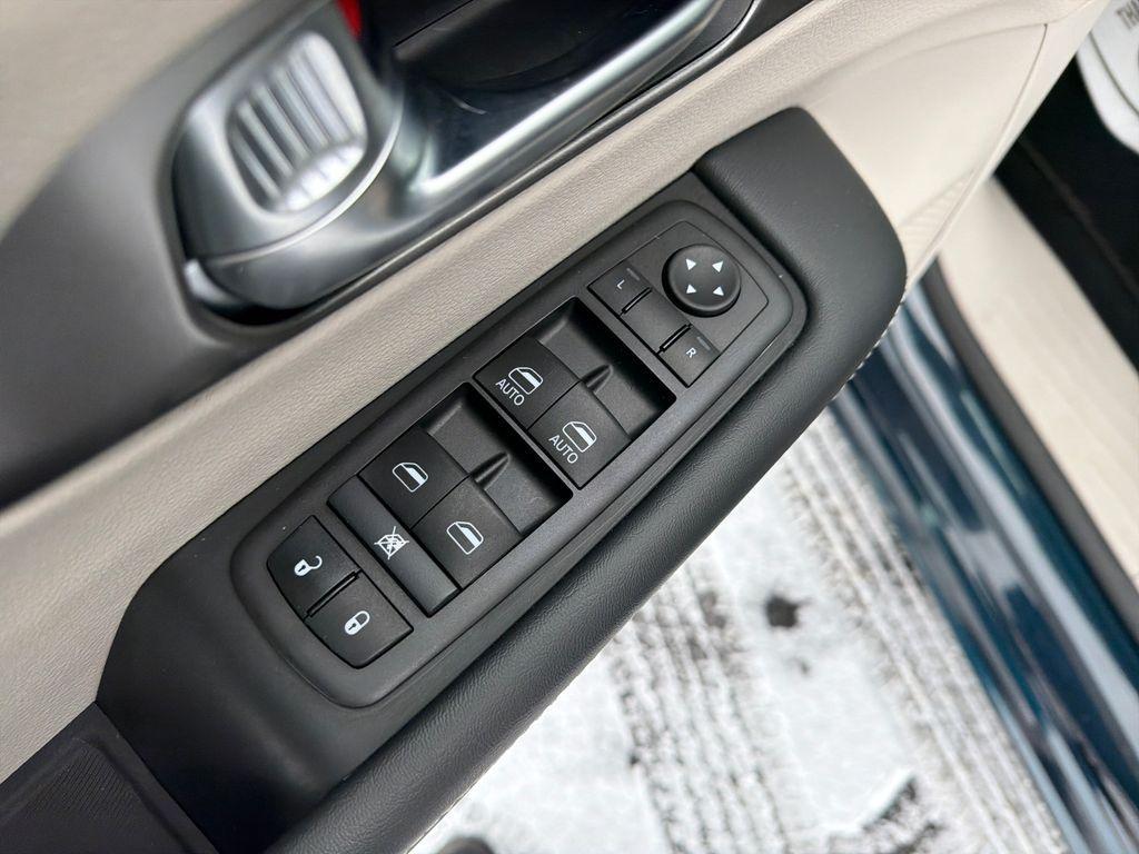 used 2024 Chrysler Pacifica car, priced at $28,990