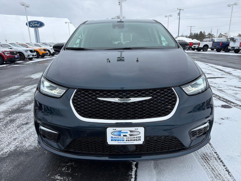 used 2024 Chrysler Pacifica car, priced at $28,990