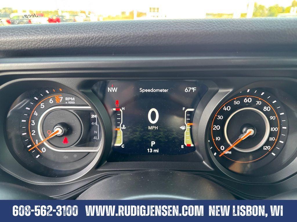 new 2025 Jeep Gladiator car, priced at $48,219