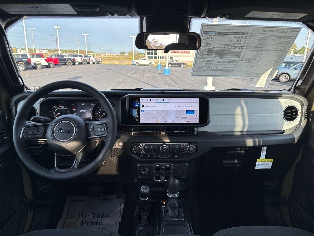 new 2025 Jeep Gladiator car, priced at $48,070
