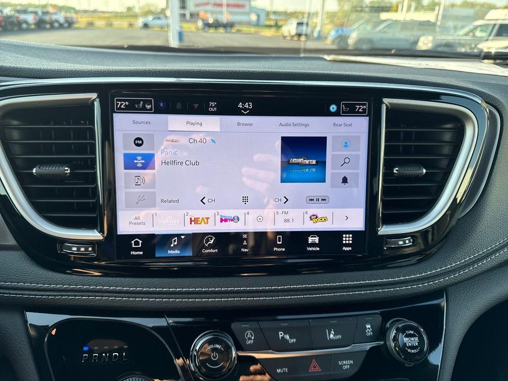 new 2026 Chrysler Pacifica car, priced at $44,071