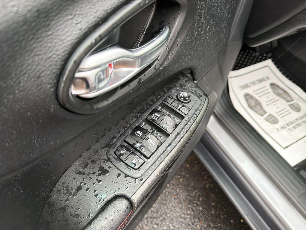 used 2020 Jeep Cherokee car, priced at $22,490