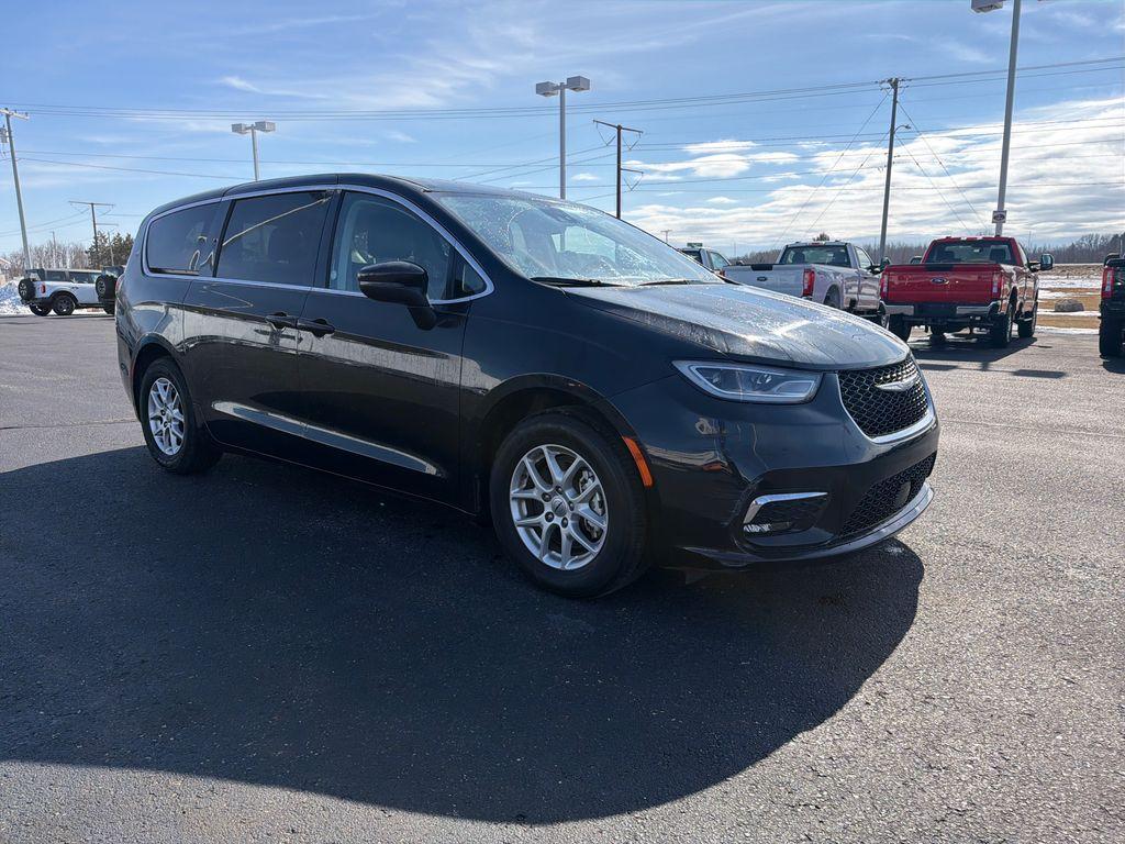 used 2023 Chrysler Pacifica car, priced at $26,990
