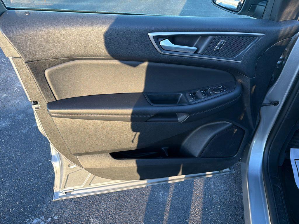 used 2024 Ford Edge car, priced at $23,990