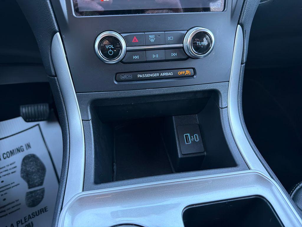 used 2024 Ford Edge car, priced at $23,990