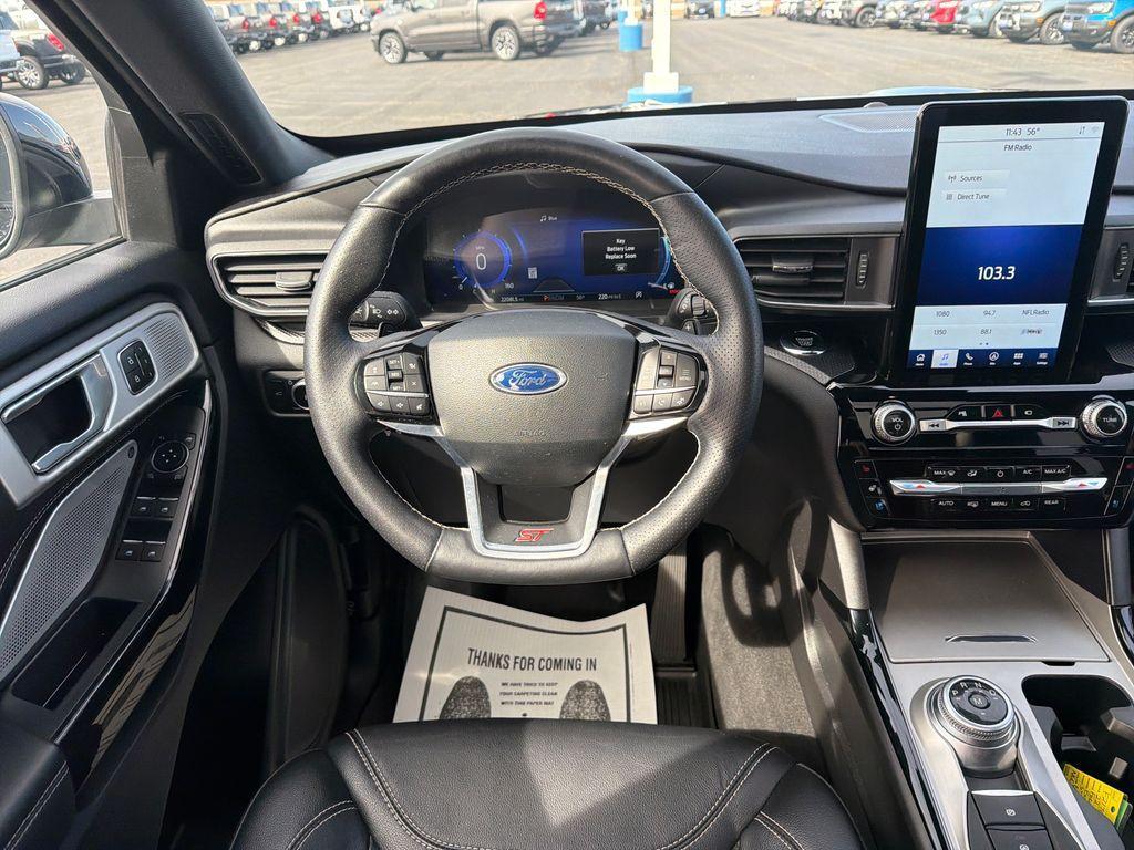 used 2022 Ford Explorer car, priced at $40,990