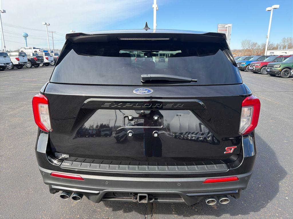 used 2022 Ford Explorer car, priced at $40,990