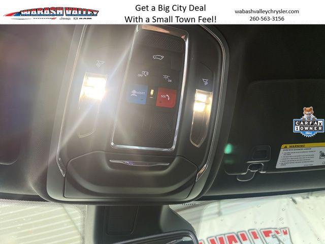 used 2024 Jeep Grand Cherokee car, priced at $31,857