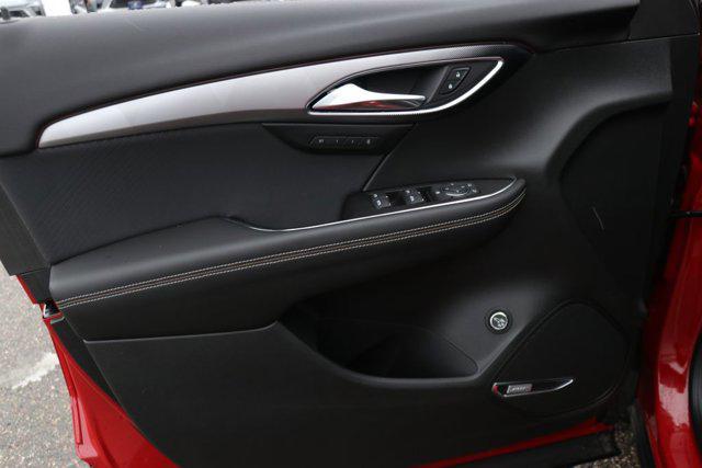 used 2025 Buick Envision car, priced at $36,990